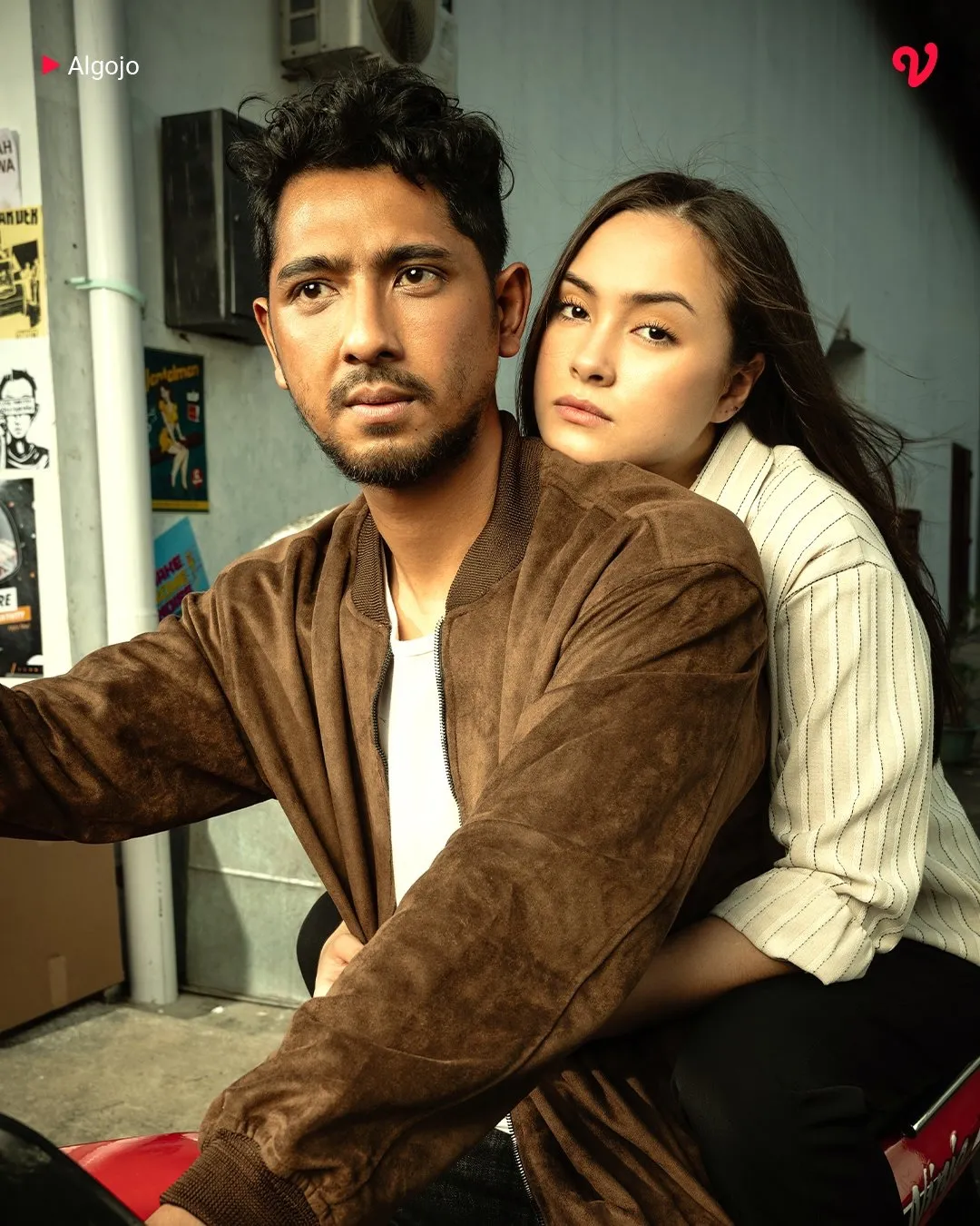 instagram.com/arya.saloka)