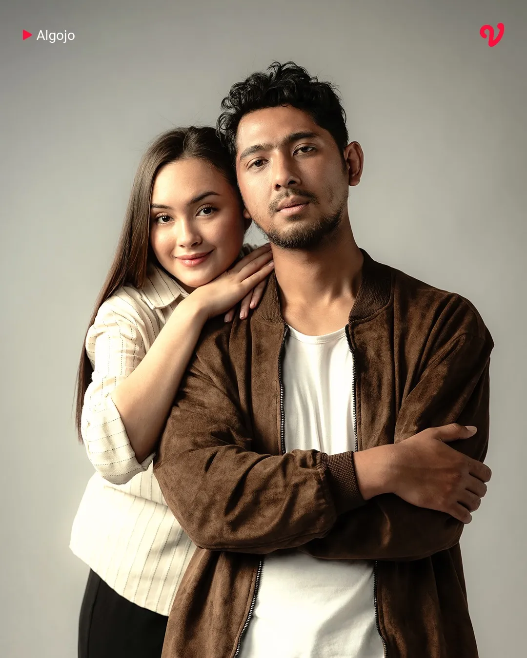 instagram.com/arya.saloka)