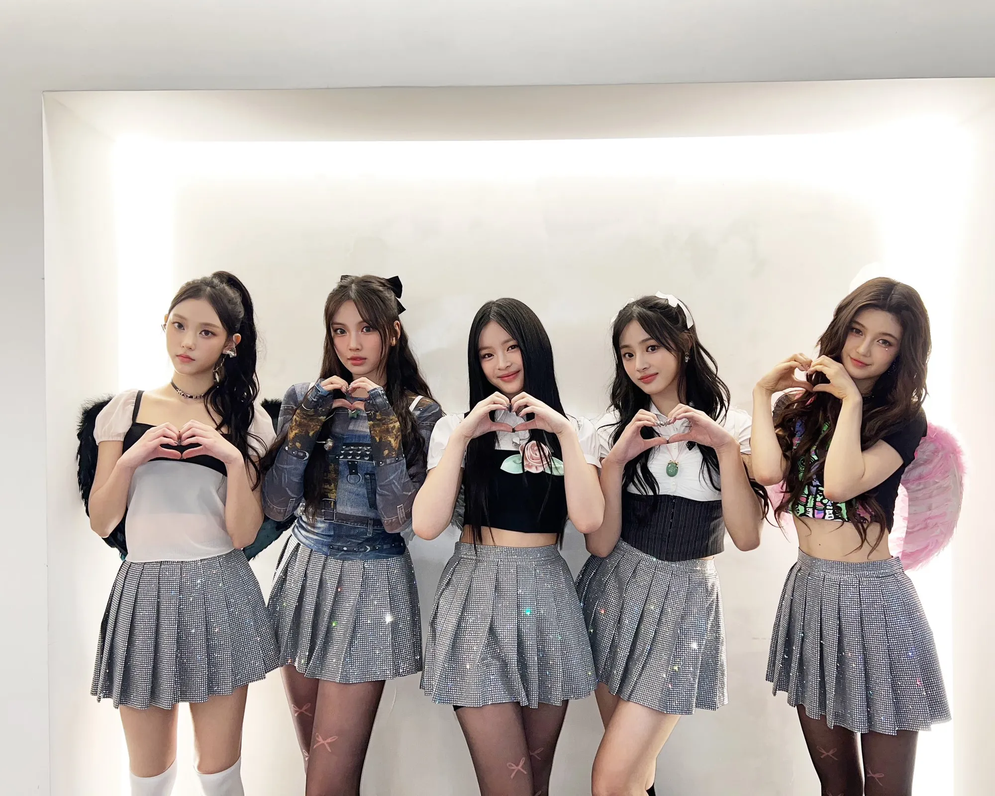 Team Bunnies Kelompok Fandom NewJeans/x.com/NewJeans_twt