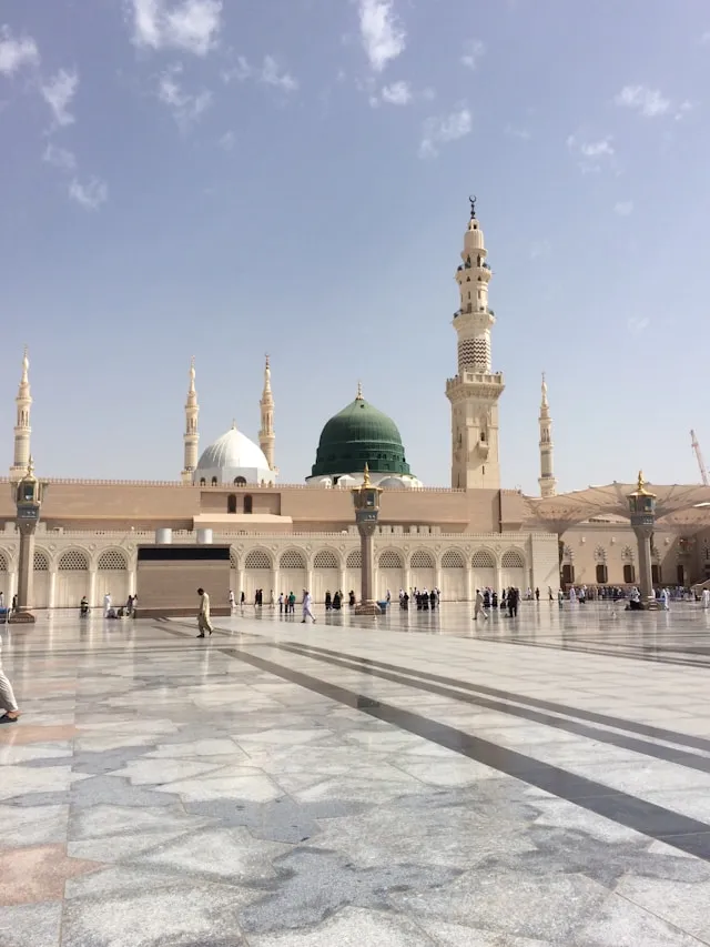 Caption IG Tentang Madinah yang Puitis dan Emosional (c) unsplash.com