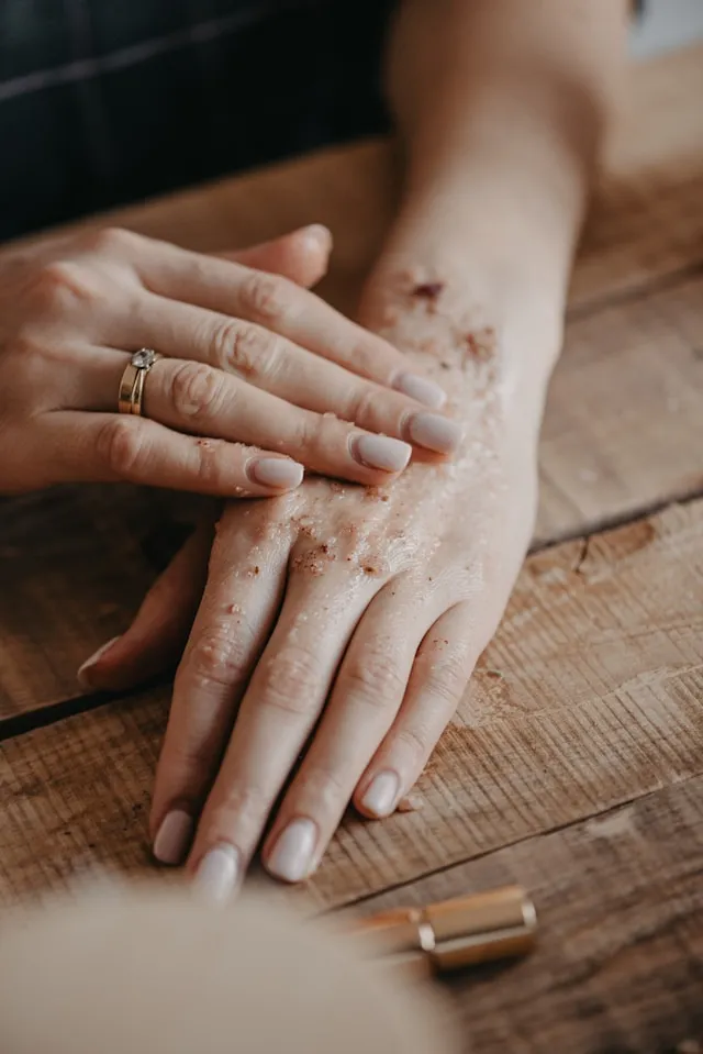 Eksfoliasi: Kunci Awal untuk Kulit Cerah (credit: unsplash.com)