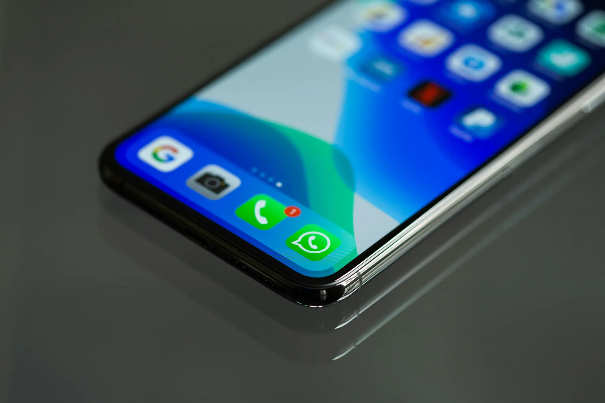 5W1H Mengganti Nomor WhatsApp (c) Ilustrasi PExels/Torsten Dettlaff