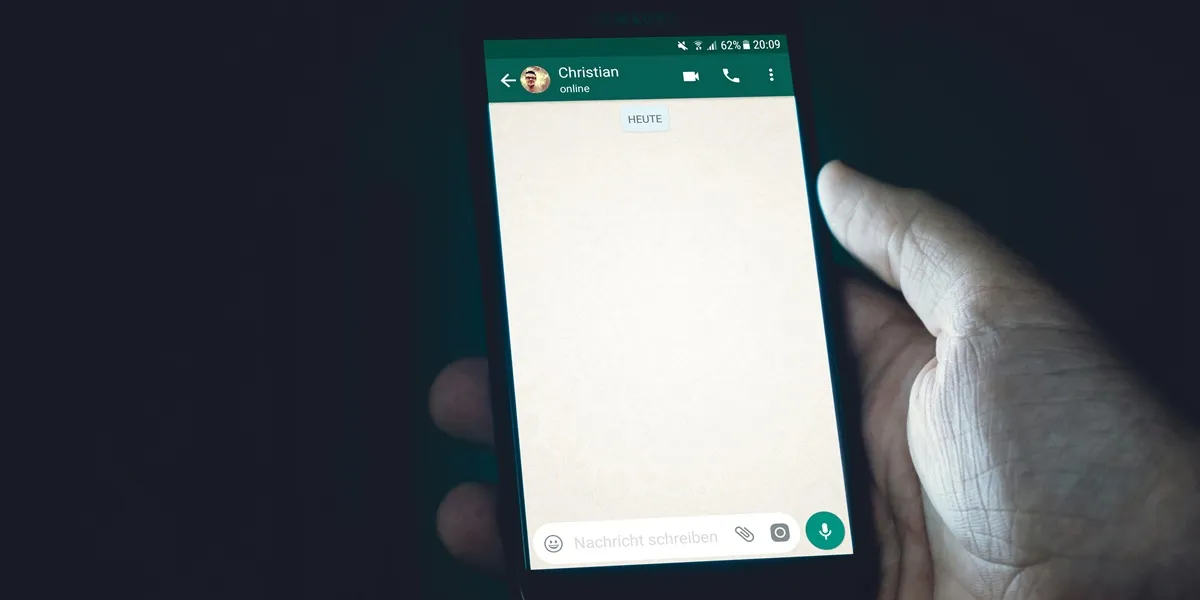 Fitur Kode Rahasia WhatsApp (credit:unsplash.com/id/@christianw)