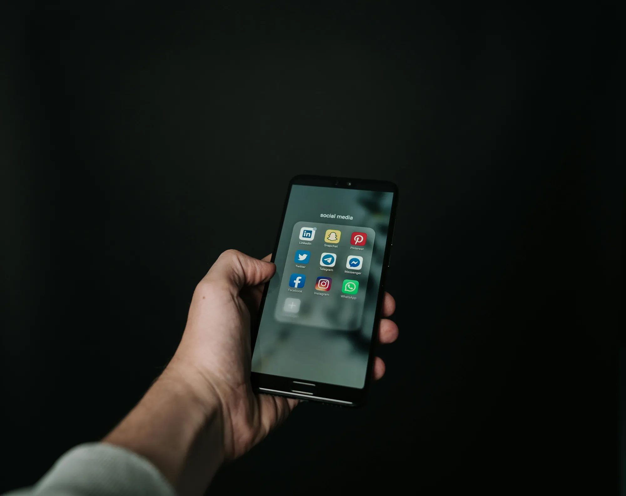 Aspek Keamanan Saat Menggunakan WhatsApp di Beberapa Perangkat