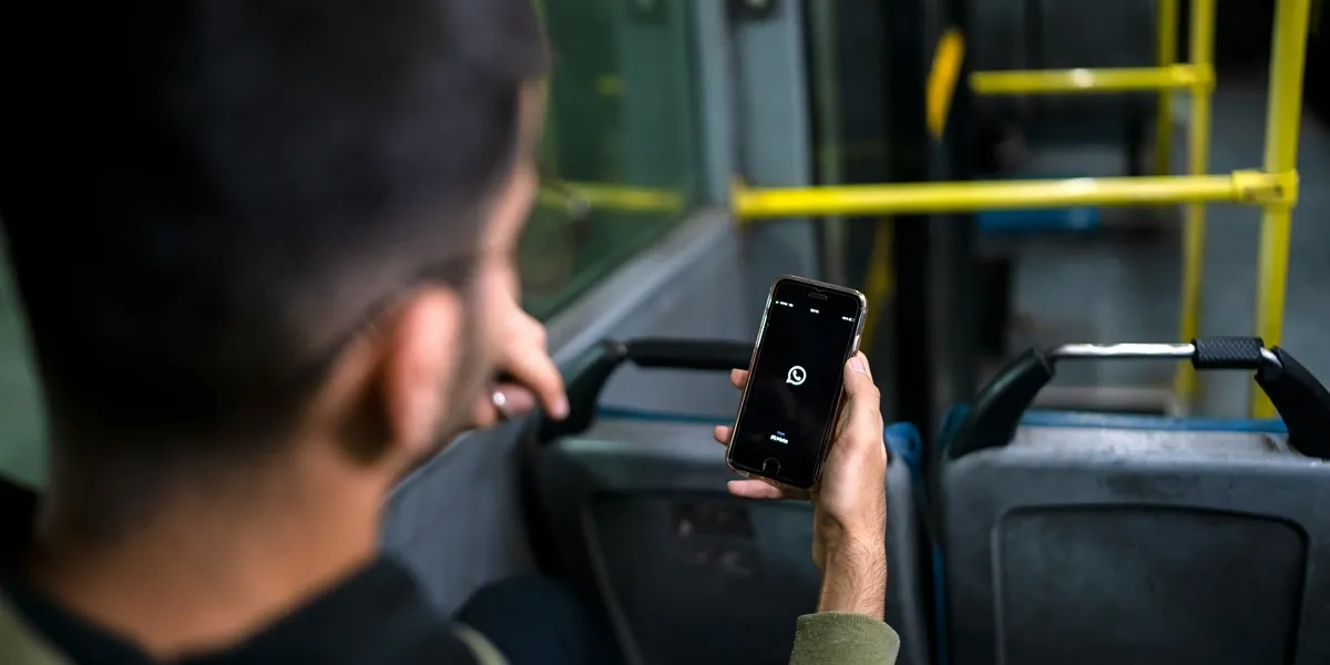 Keamanan dan Privasi Arsip WhatsApp (credit:unsplash.com/id/@viralyft)