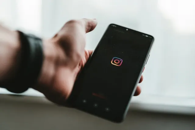 Menggunakan Fitur Baru Dihapus di Instagram