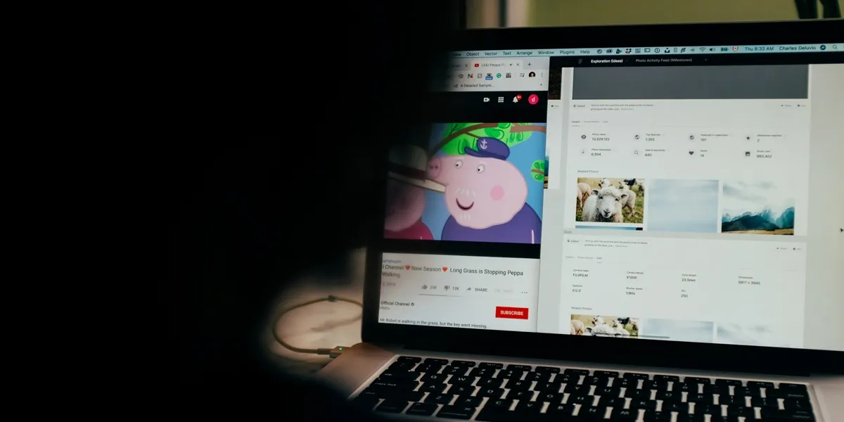 Pengertian Jam Tayang YouTube (credit:unsplash.com/id/@charlesdeluvio)