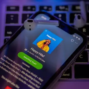 Perbedaan Spotify Wrapped dengan Fitur Lainnya (c) Ilustrasi by unsplash