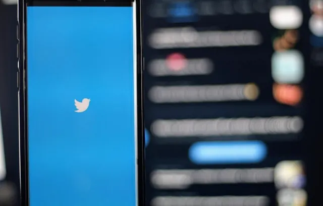Mengoptimalkan Penggunaan Grup Twitter (c) unsplash.com
