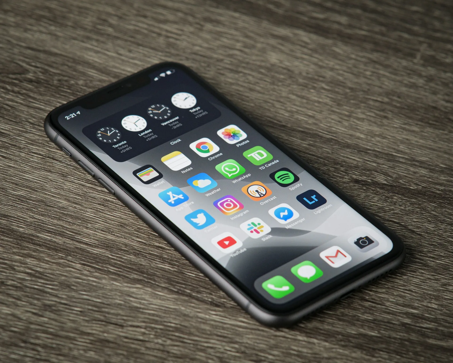 Potret layar ponsel (credit: Unsplash)