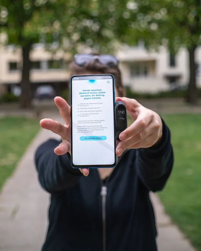 Cara Menggunakan Navigasi Layar Sentuh Mi Band 3 (c) unsplash.com