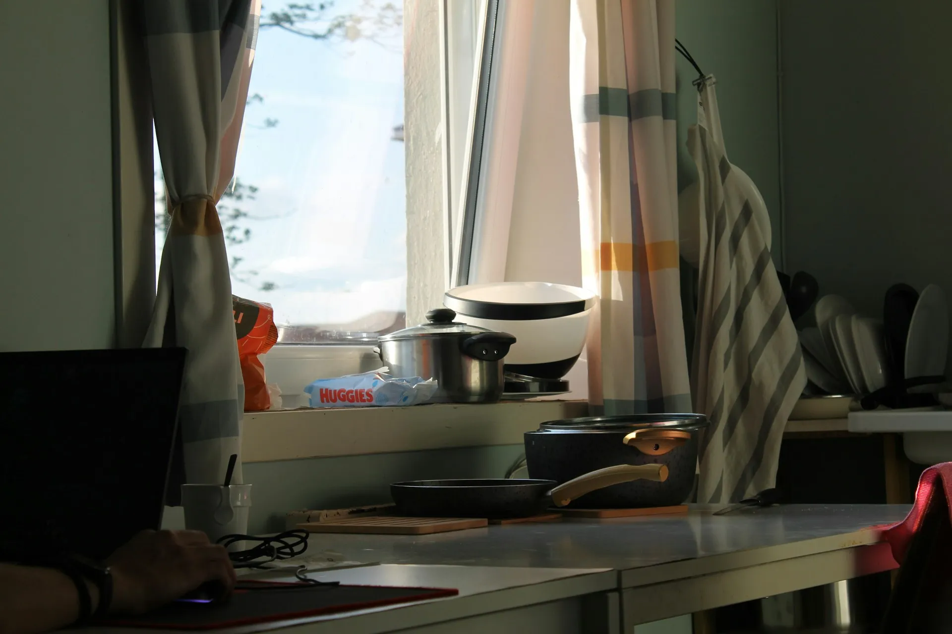 Potret dapur rumah (credit: Unsplash)