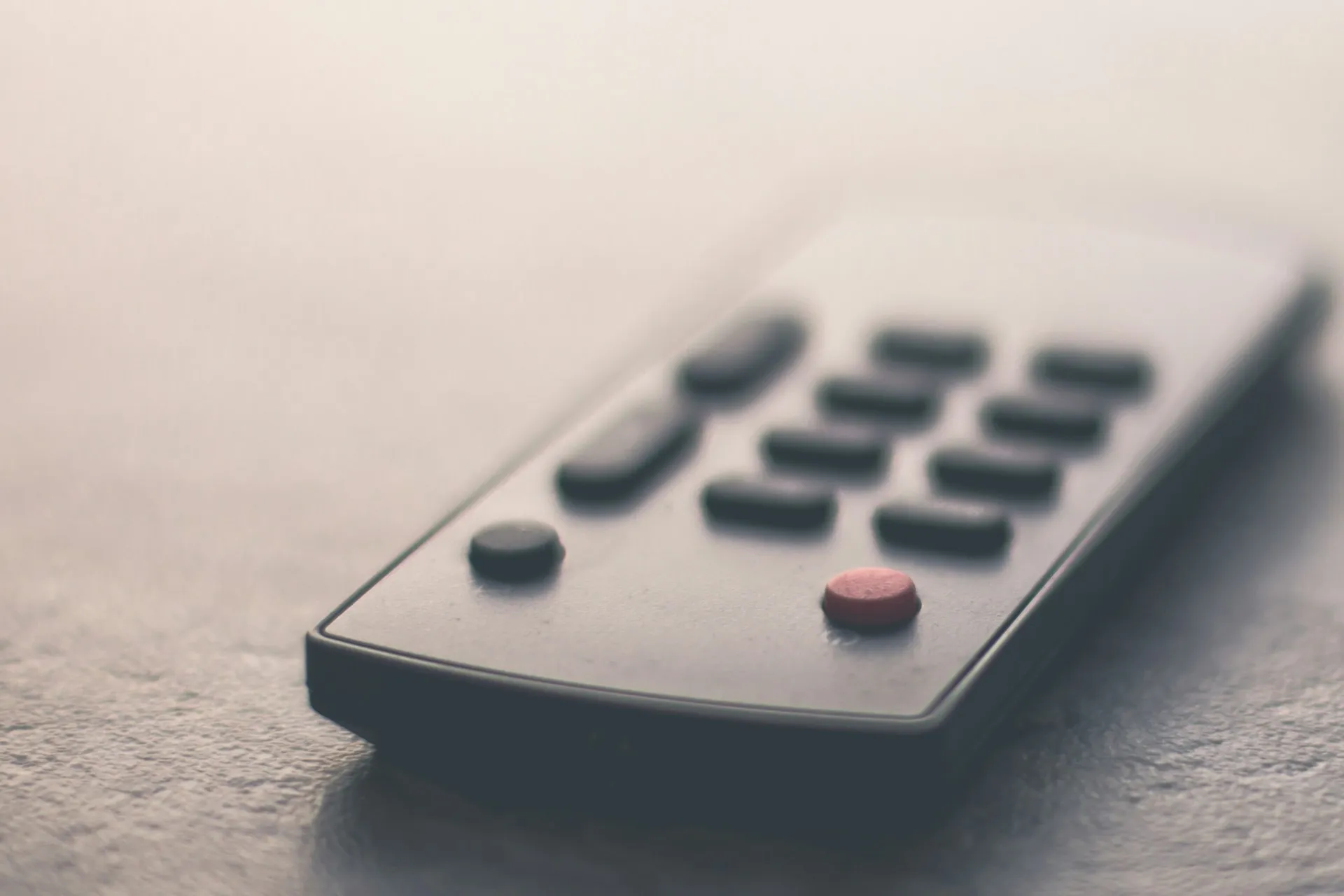 Potret remote (credit: Unsplash)