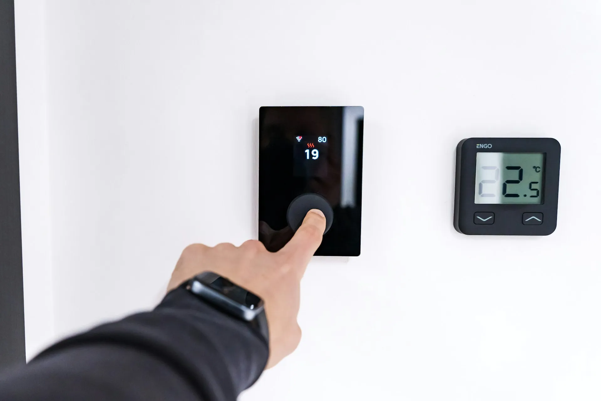 Control AC (credit: Unsplash)