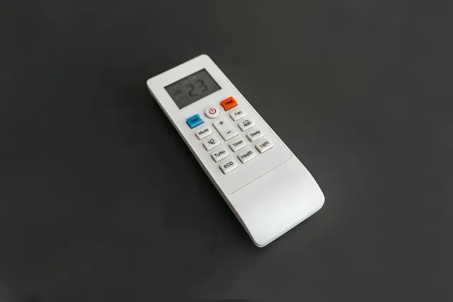 Cara Menyalakan dan Mematikan AC Samsung 1/2 PK dengan Remote (credit: unsplash.com)