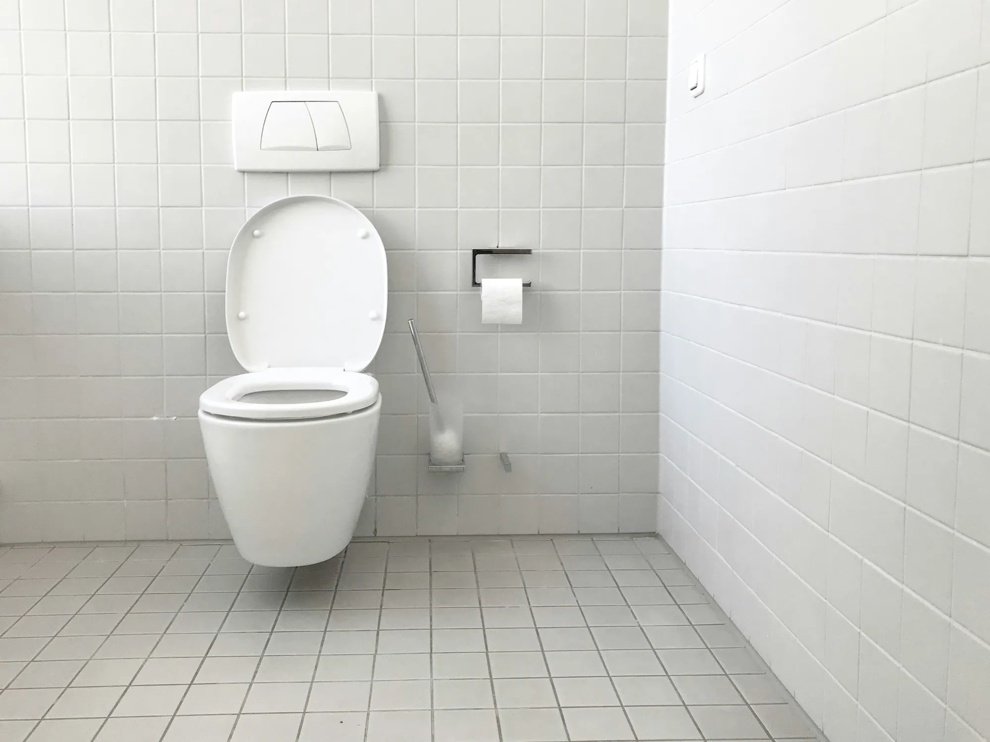 toilet bersih/image by unsplash