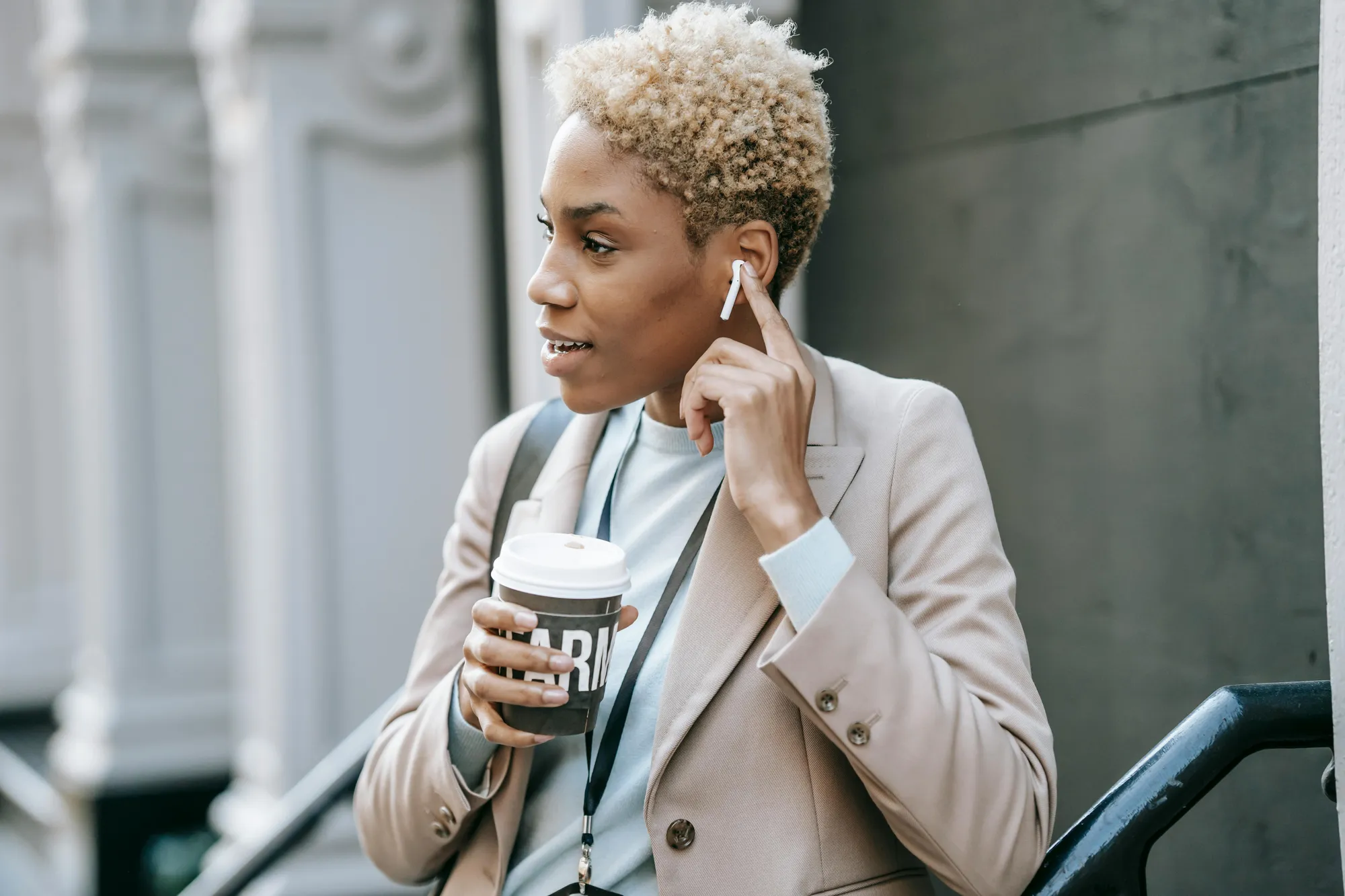 Hal-hal yang Perlu Diperhatikan Saat Mengubah Lokasi Spotify (c) Ilustrasi Pexels/Ono Kosuki