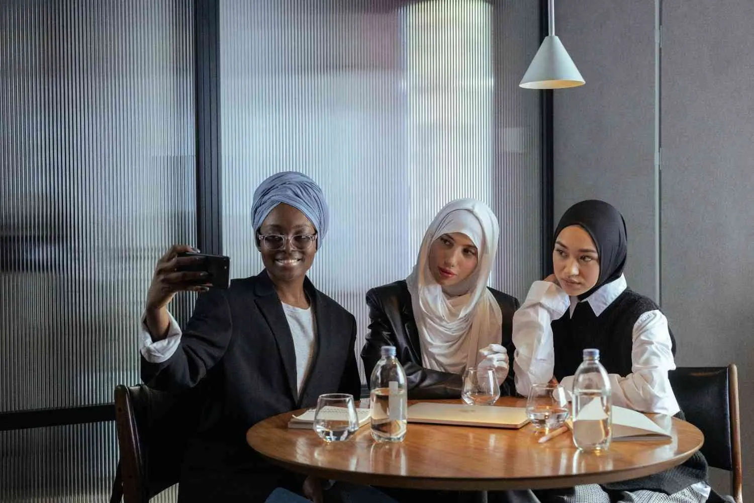 (c) Ilustrasi Pexels