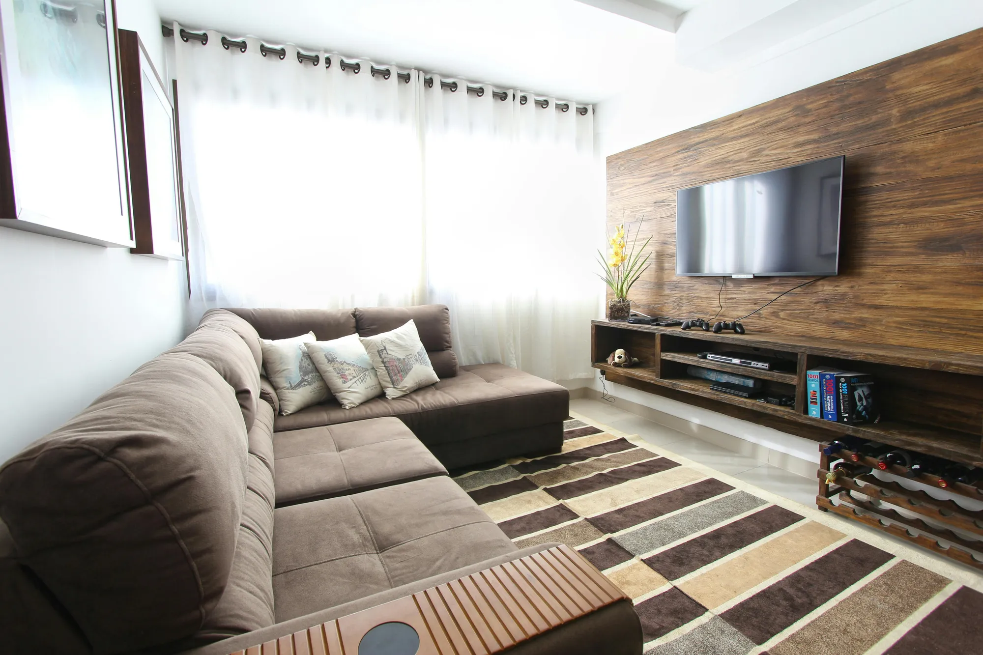 Menggunakan Chromecast untuk Menyambungkan Spotify ke TV (c) Ilustrasi Pexels/Pixabay