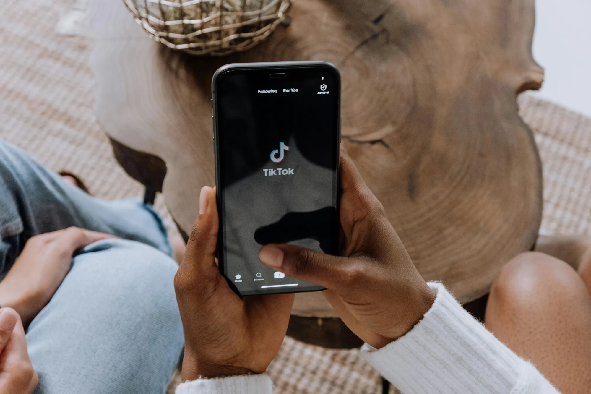 Langkah-langkah Upload Foto di TikTok