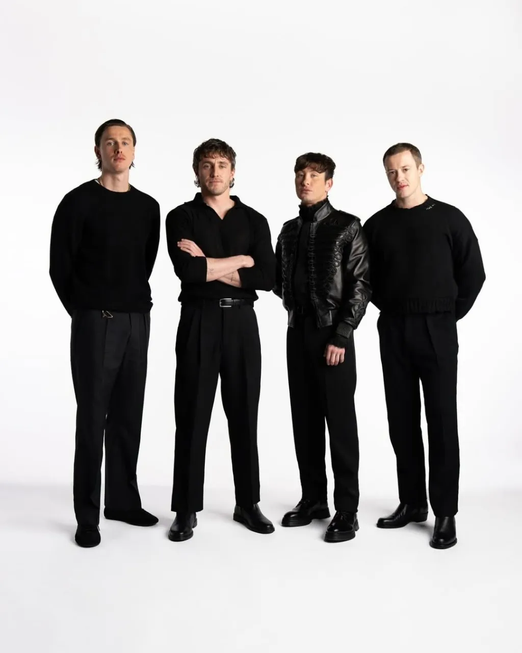 Film biopik The Beatles garapan Sam Mendes rilis April 2028 (credit:instagram.com/paulmescalpics/johnrussophoto)