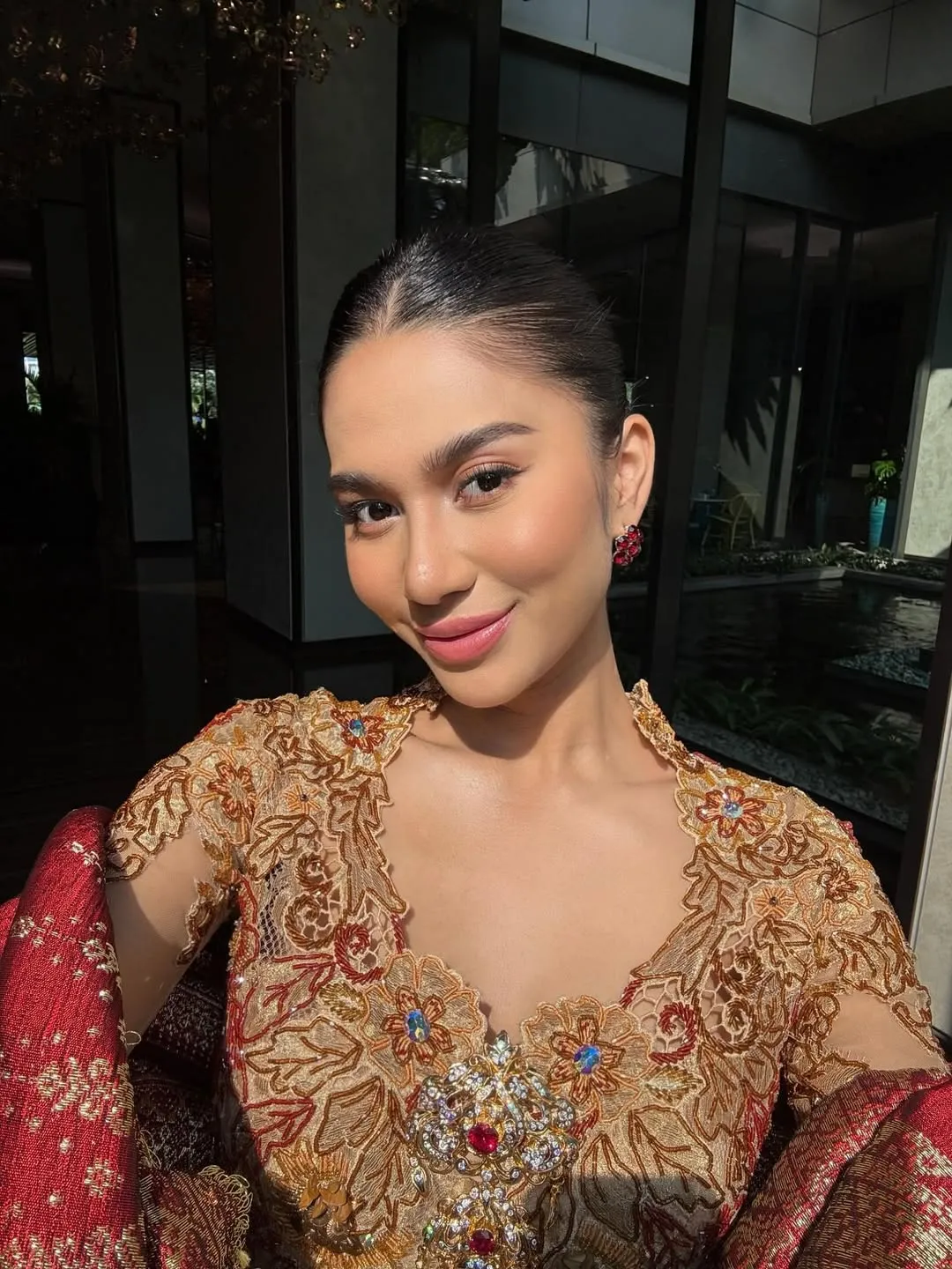 Masih Jalin Komunikasi