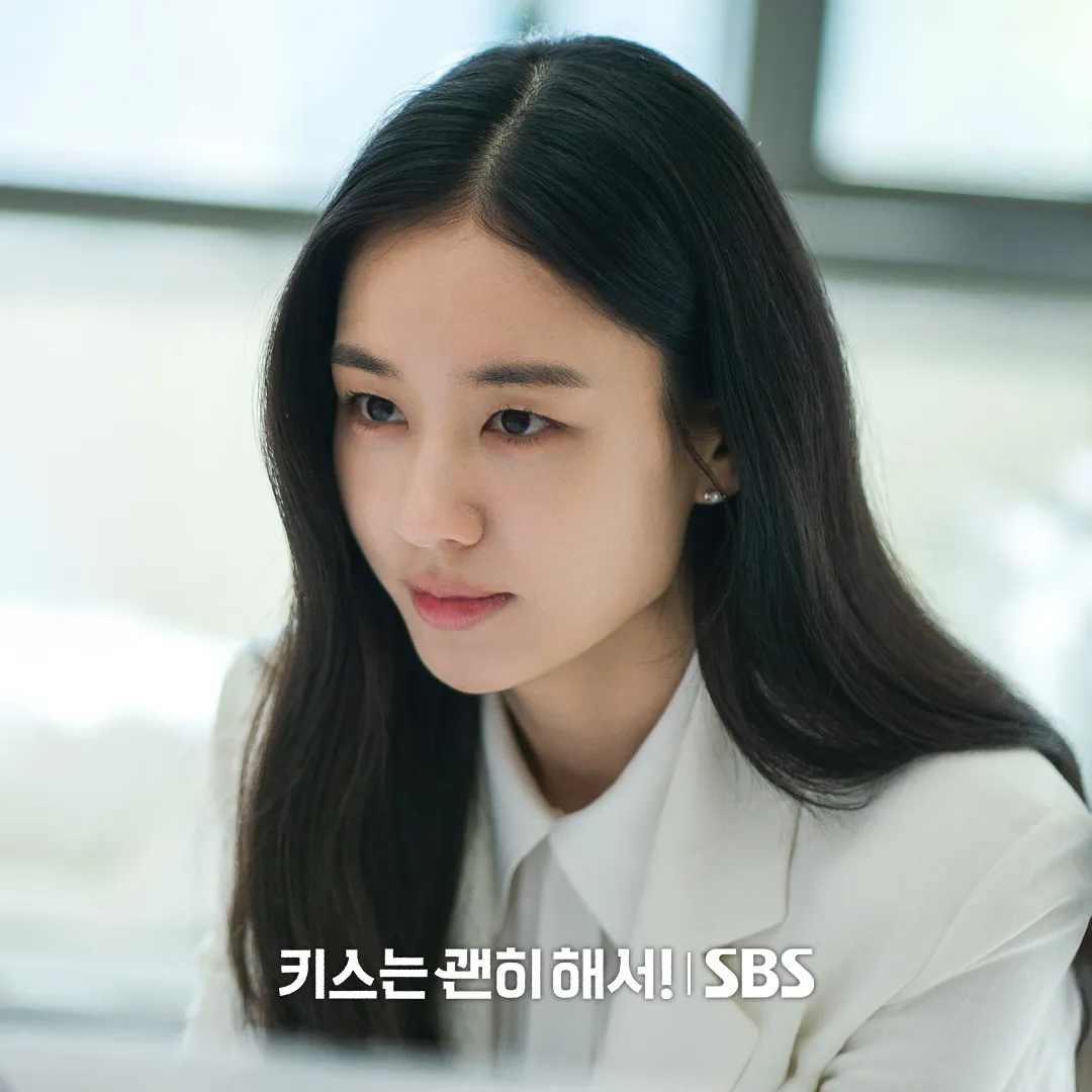 Foto Ahn Eun Jin di drama Dynamite Kiss/instagram.com/sbsdrama.official