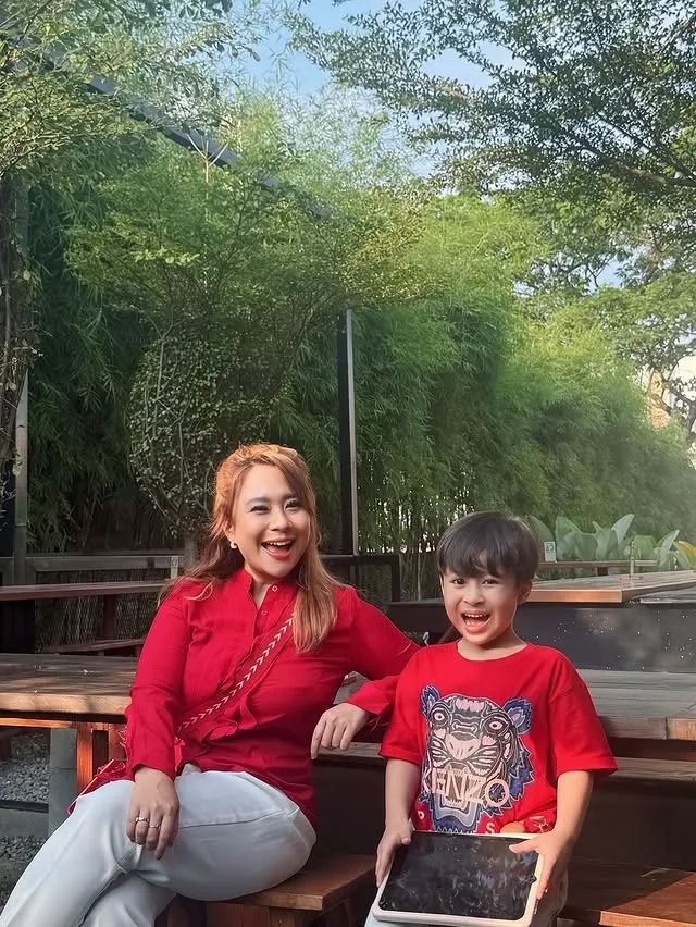 Komunikasi Terakhir Lewat FaceTime