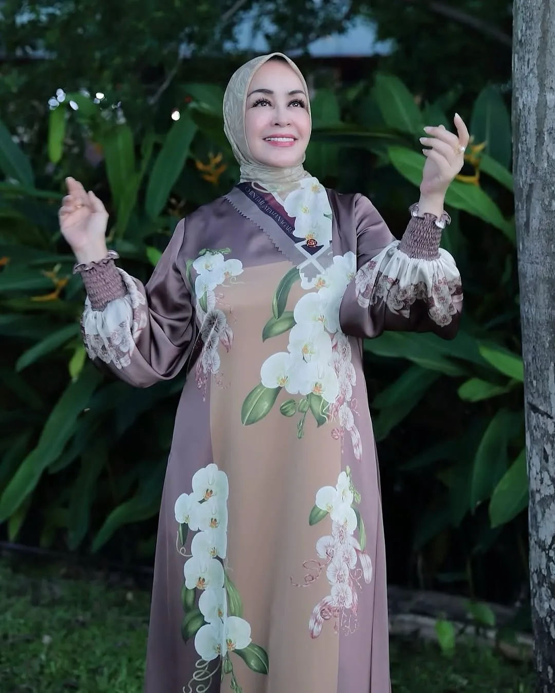 Tetap Cantik di Usia yang Tak Lagi Muda