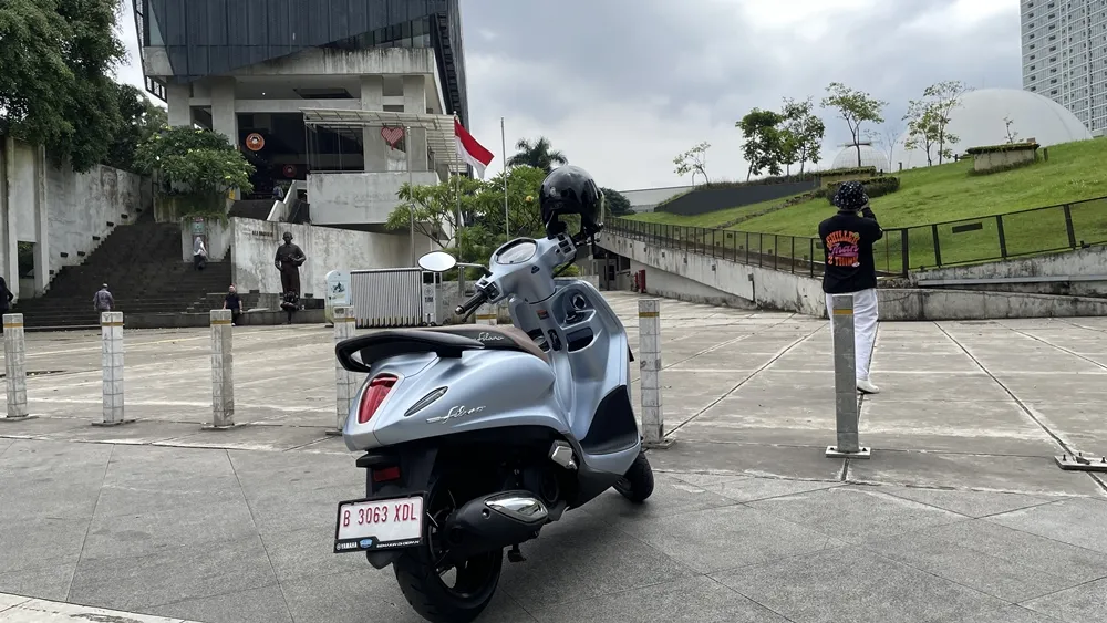 City explorer bareng Yamaha Grand Filano Royal Iron. (c) KapanLagi 