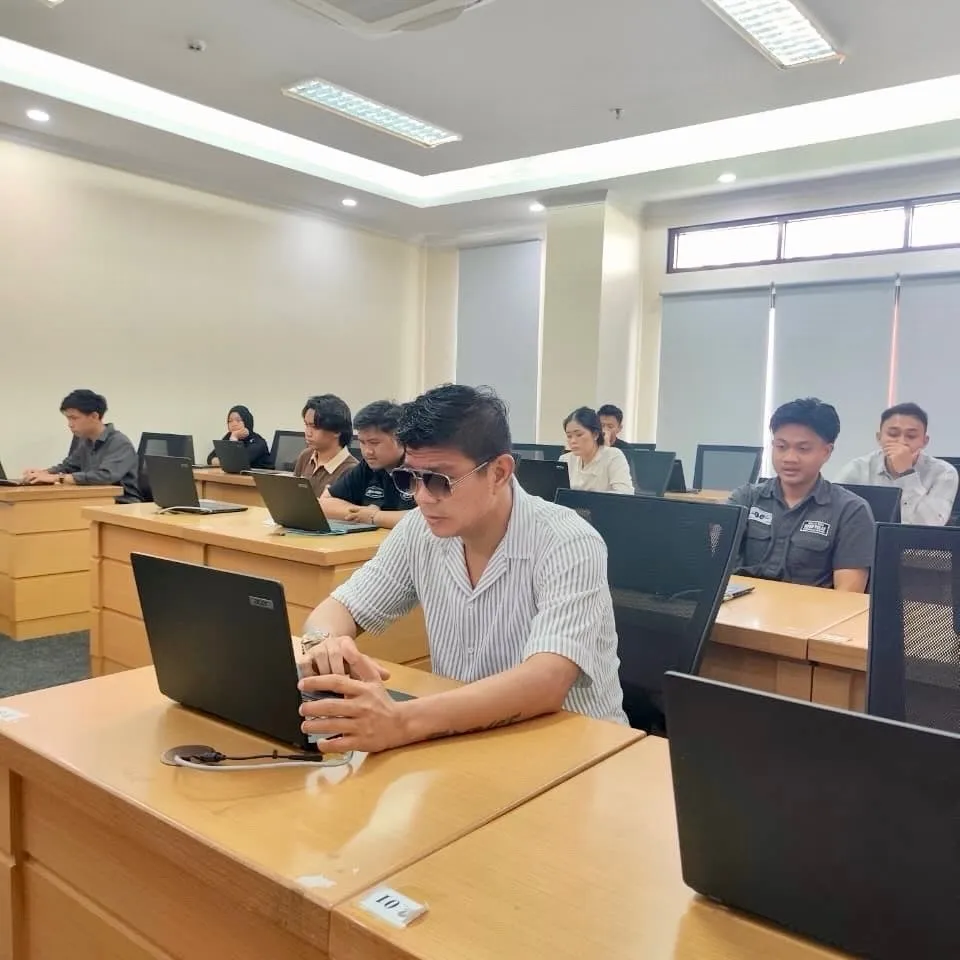Andika Kangen Band ujian UT Â© instagram.com/babang_andikamahesa