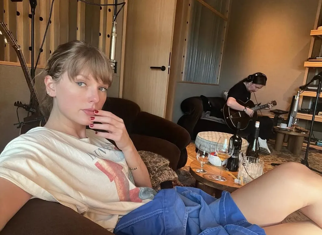 (credit: instagram.com/taylorswift)
