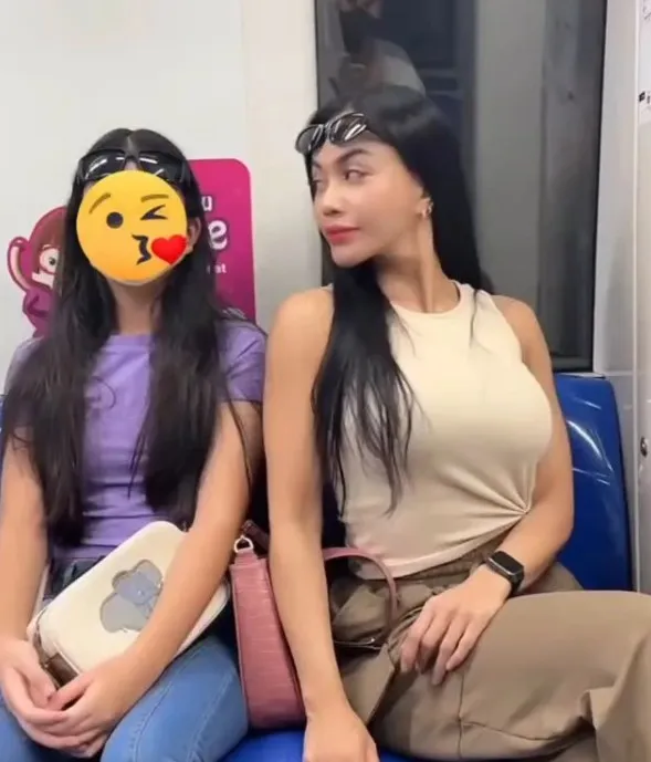 Aisha dan Denada (credit: instagram.com/denadaindonesia)