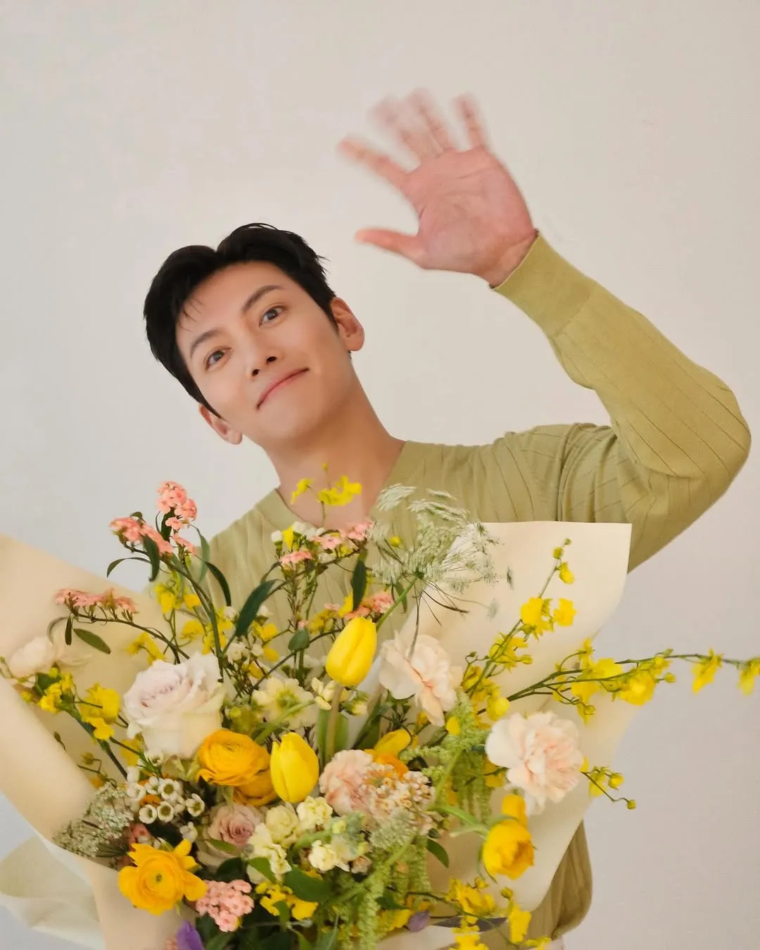 (credit: instagram.com/jichangwook)