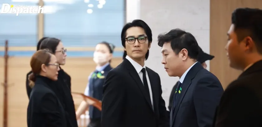 Para Aktor Papan Atas Beri Penghormatan (credit: KOREA Dispatch)