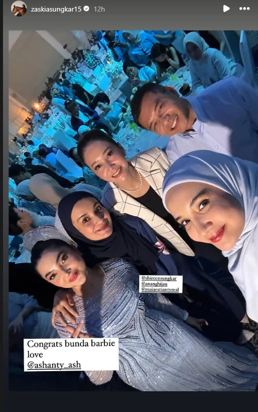 Deretan Artis yang Hadir di Launching Produk Skincare Ashanty, Kompak dengan Outfit Serba Biru (credit: instagram/zaskiasungkar15)