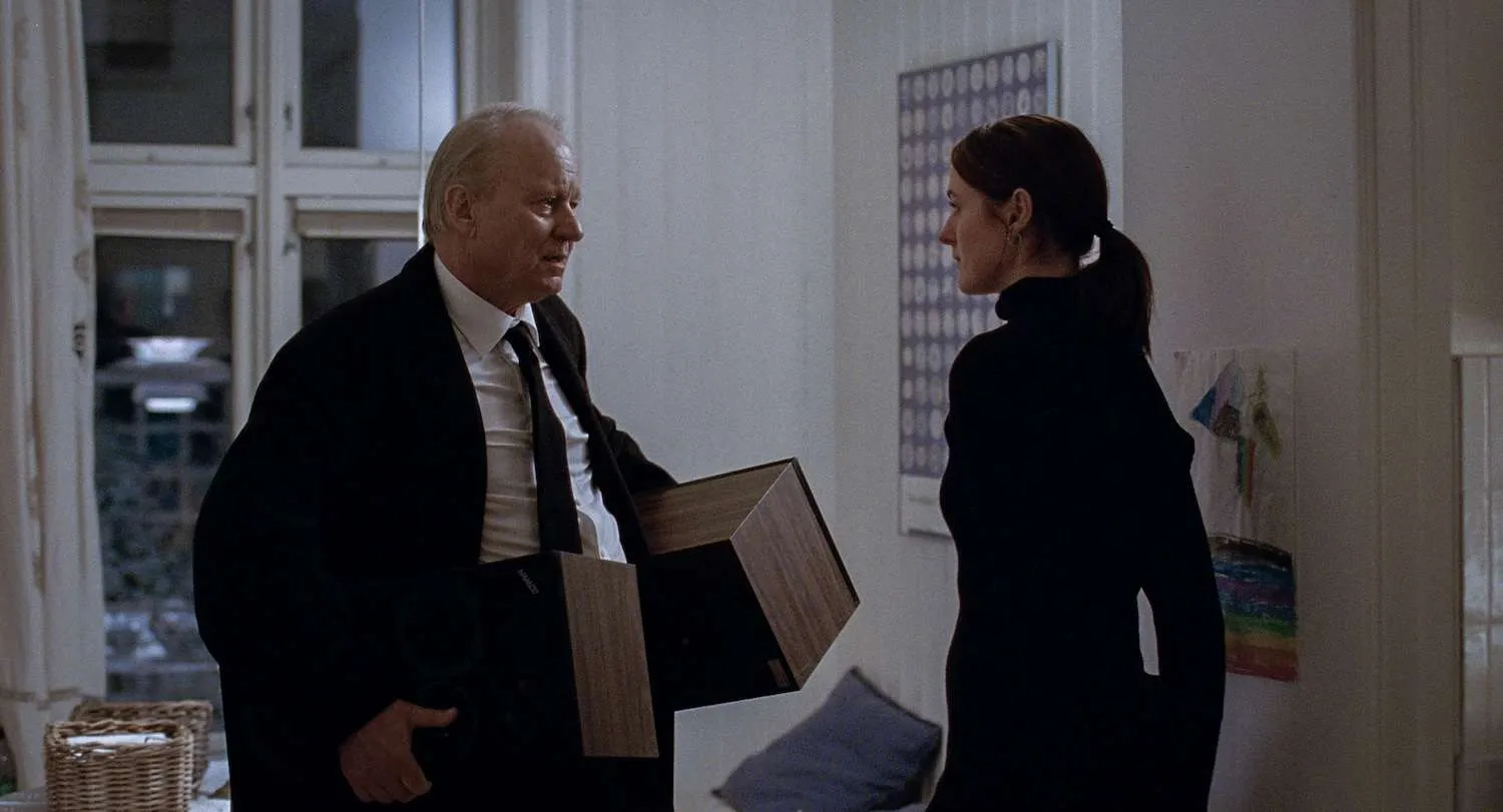 Sentimental Value sajikan kisah keluarga yang subtil dan intens. Foto: NEON