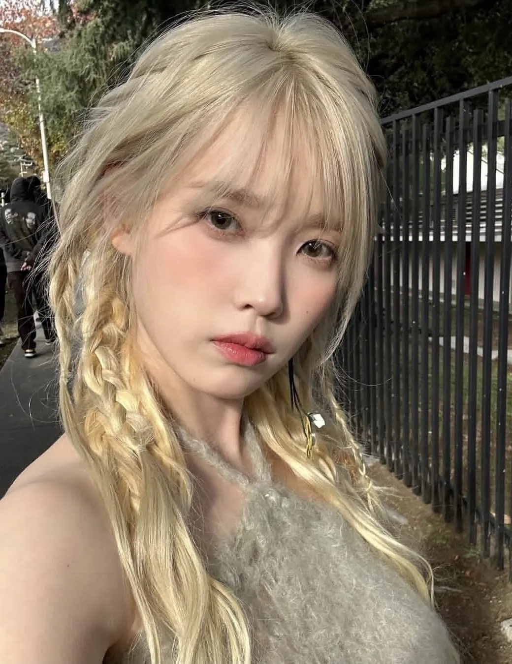 Ilustrasi Idol (Image by @dlwlrma on Instagram)