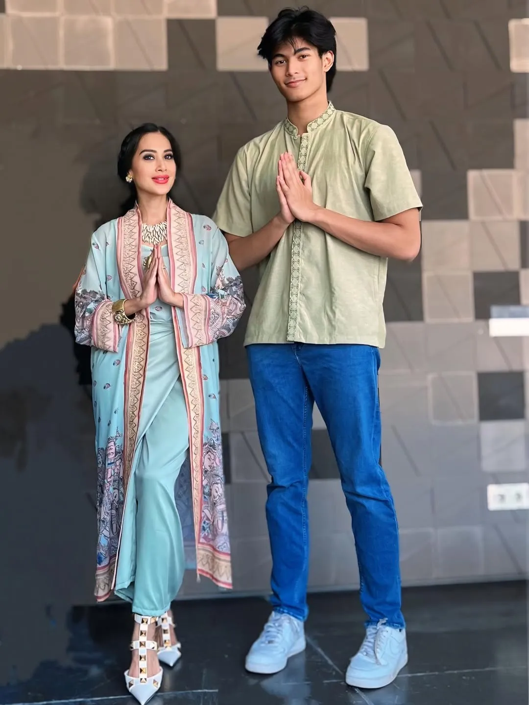 Diah Permatasari dan Anak (credit: instagram.com/dps_diahpermatasari)