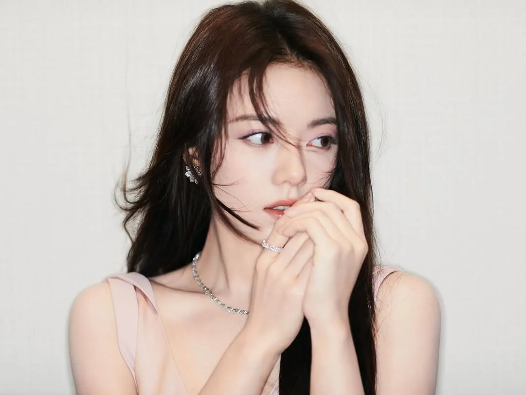 Lu Yuxiao Ingin Berteman dengan Zhao Jinmai/credit: Instagram @jinmai_z 