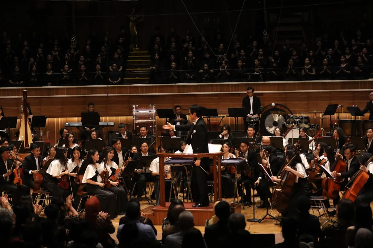 Addie MS Saat Pimpin Orkestra (cr:istimewa)