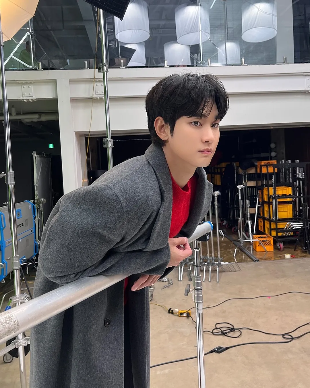 Dispatch sebut Kim Soo Hyun bukan sosok di chat Kim Sae Ron. (instagram.com/soohyun_k216)