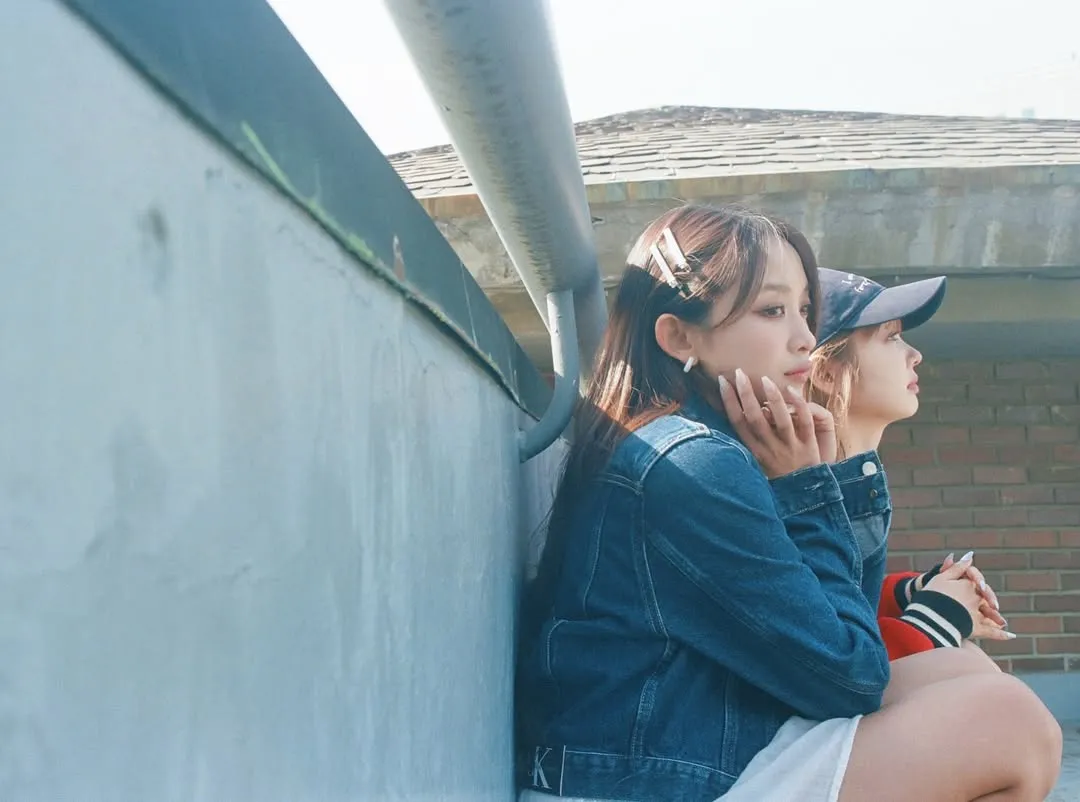 Dita dan Lea Jongkok (c) instagram.com/hey__deets