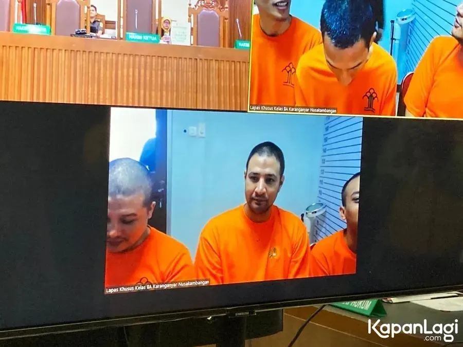 Ammar Zoni kepala gundul © KapanLagi.com/Fikri Alfi Rosyadi