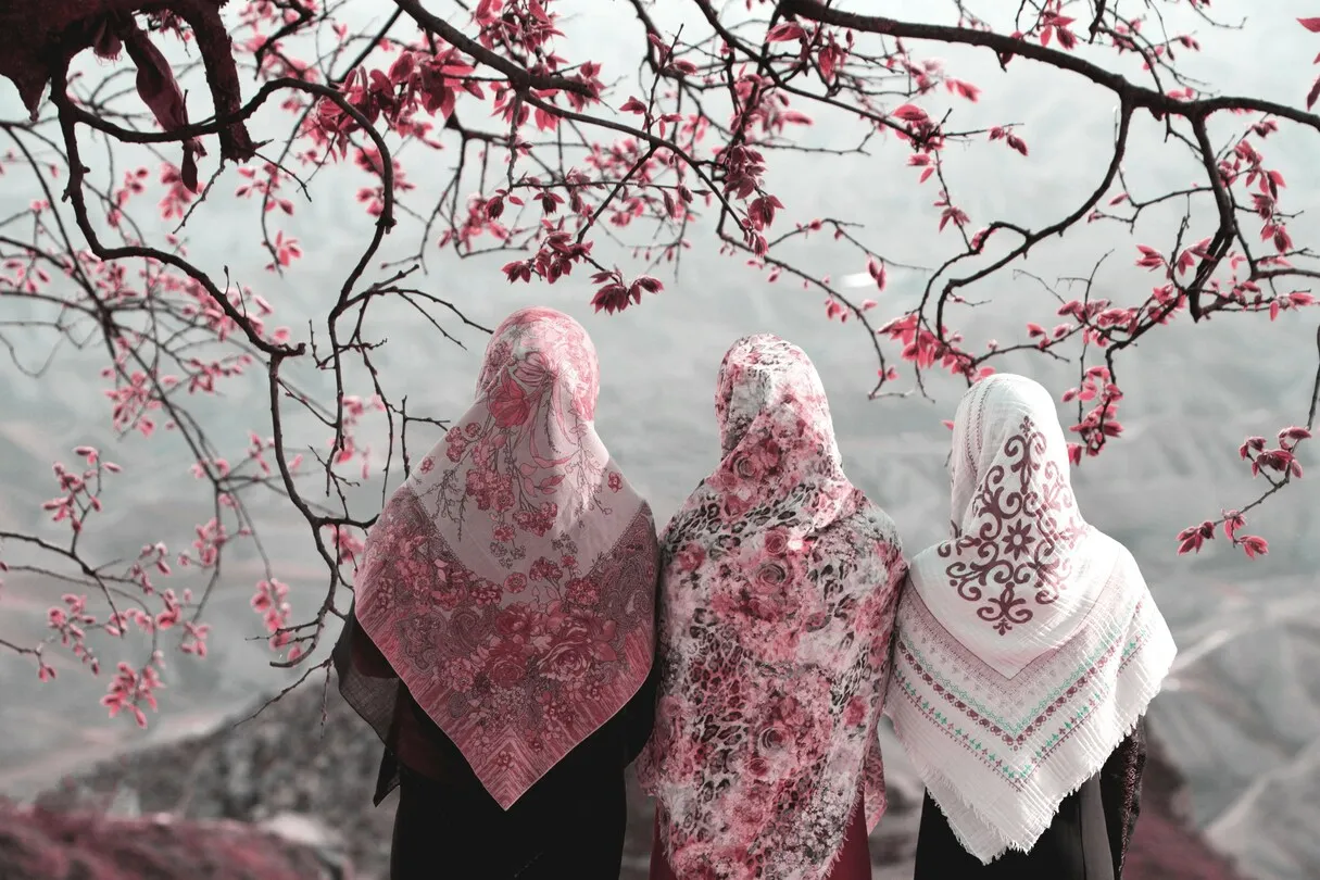 Ucapan Idul Fitri untuk pasangan dapat menjadi ungkapan cinta (credit:unsplash.com/id/@hasanalmasi)
