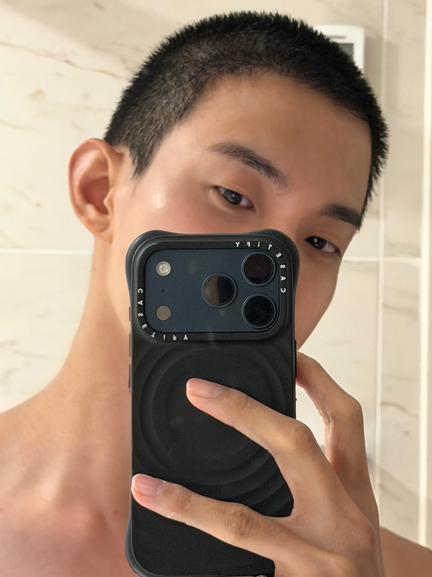 Dokyeom SEVENTEEN selfie (credit: instagram.com/dk_is_dokyeom)