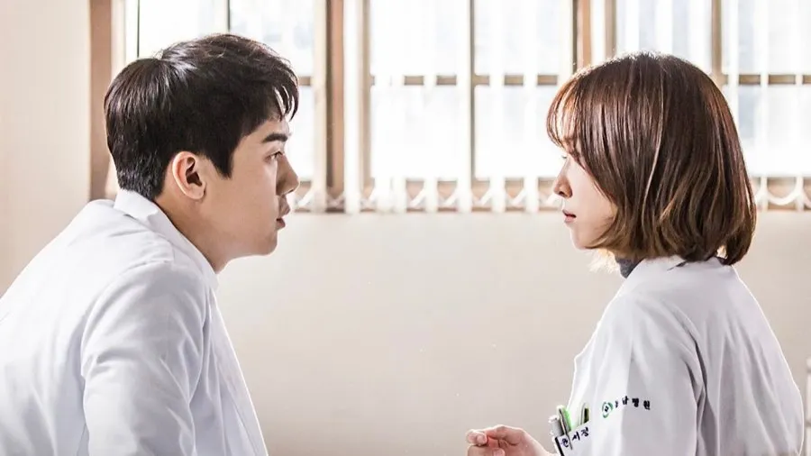 Dr. Romantic (credit:mydramalist)