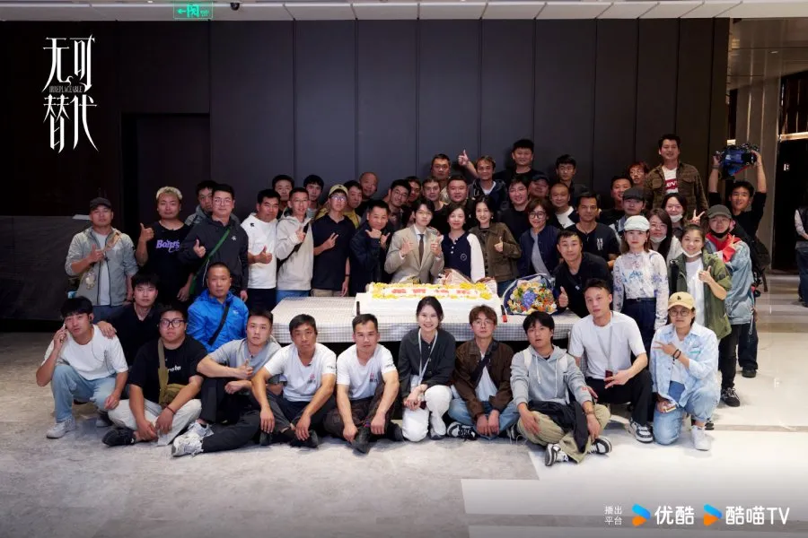 Crew produksi Irreplaceable (Credit: Mydramalist.com)