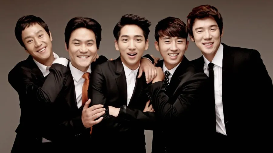 Lee Myeong Han ungkap kemungkinan seri Reply baru berlatar tahun 2002 (credit:mydramalist)