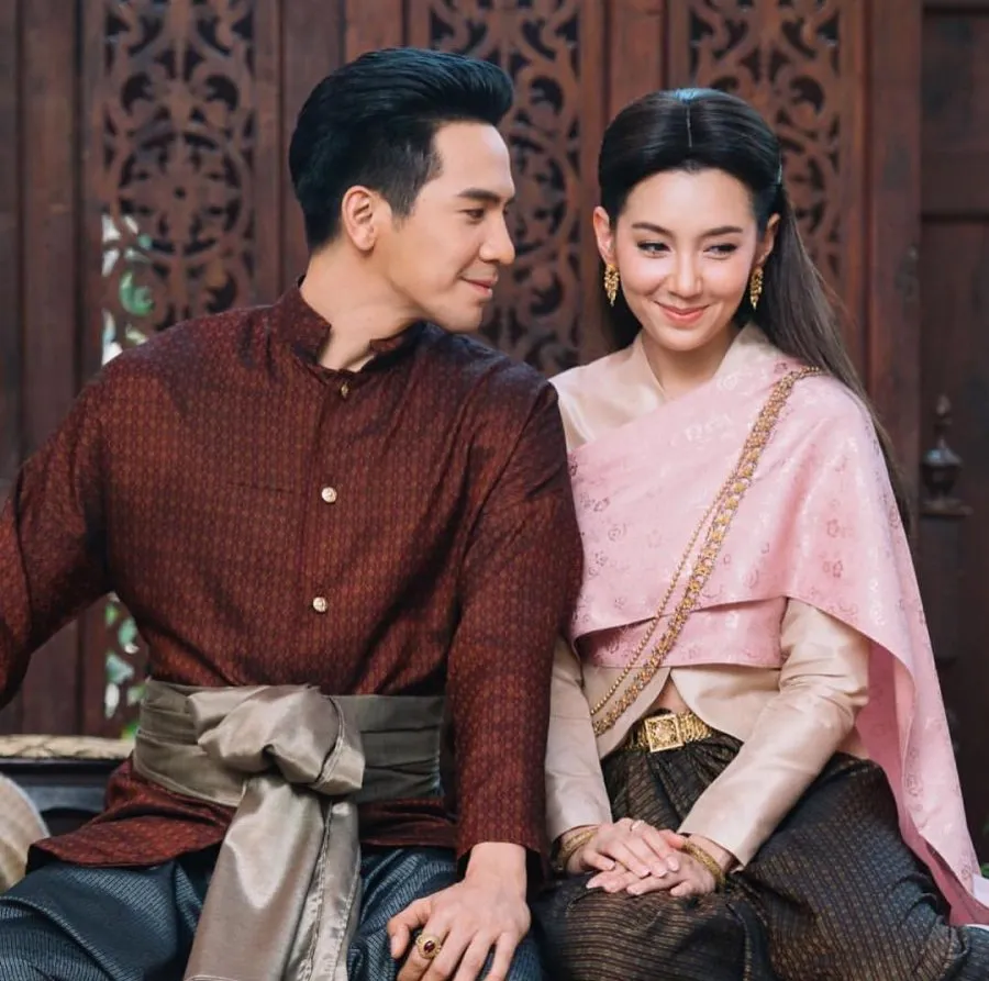 outfit tradisional/mydramalist.com